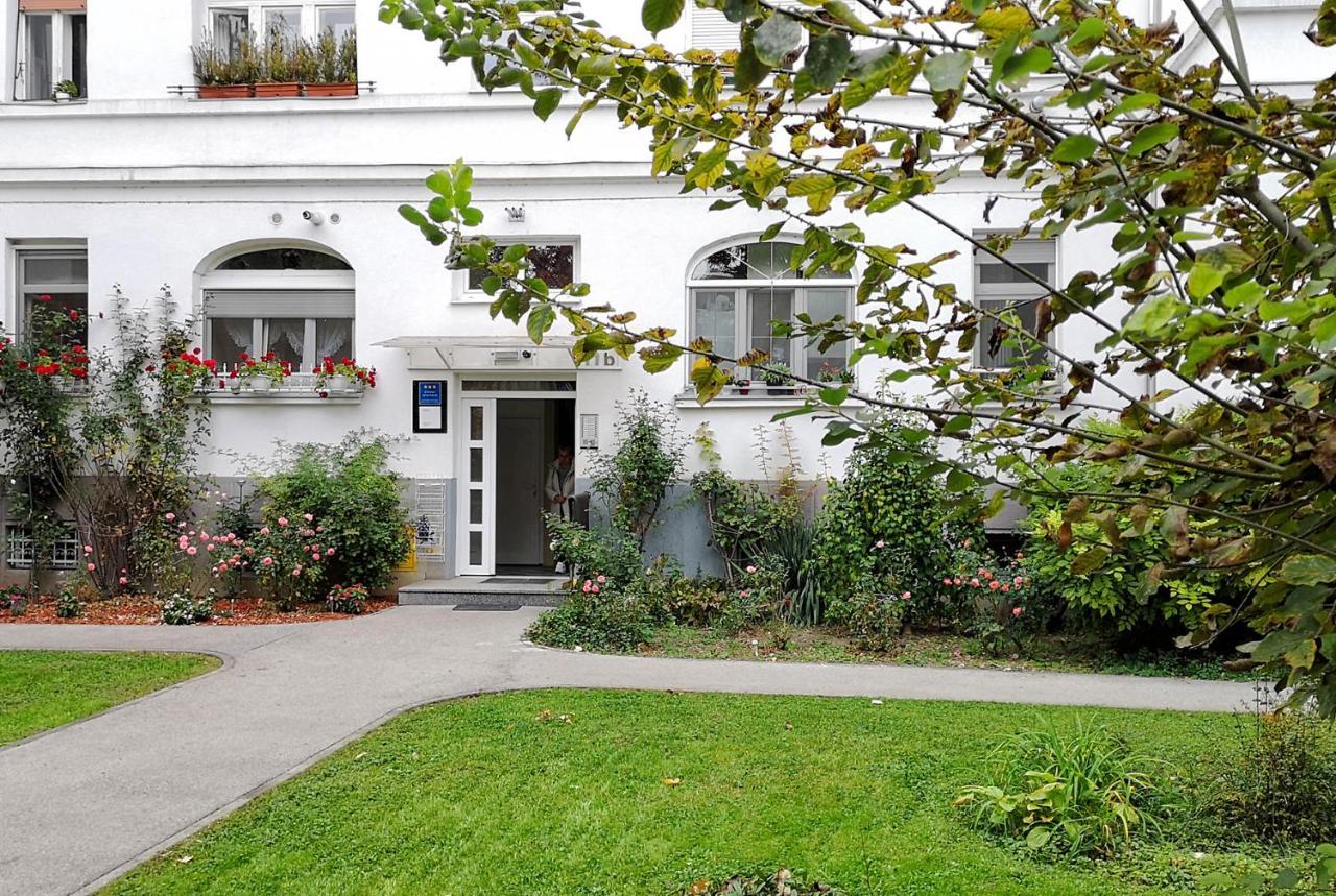 Studios Jospino Zagreb Exterior foto